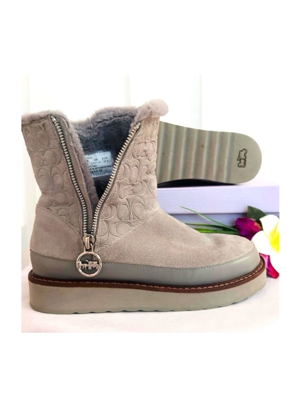 COACH ~ Gray Suede Leather Boots w/Faux Fur Tread Soles & Silver Hardware size 7